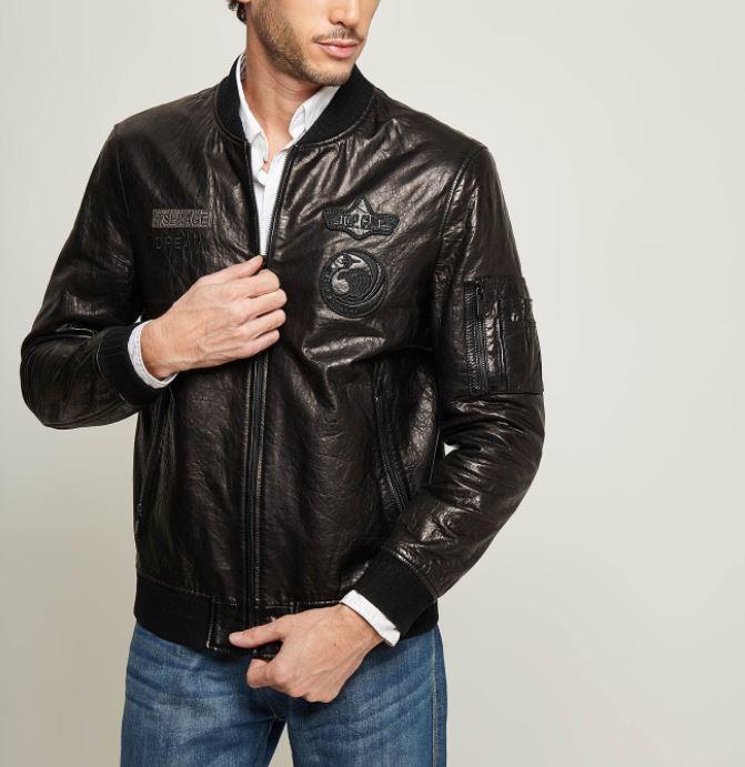 Blouson homme en cuir d'agnreau KYLE de chez Giorgio & Mario modèle porté de face zip entre-ouvert