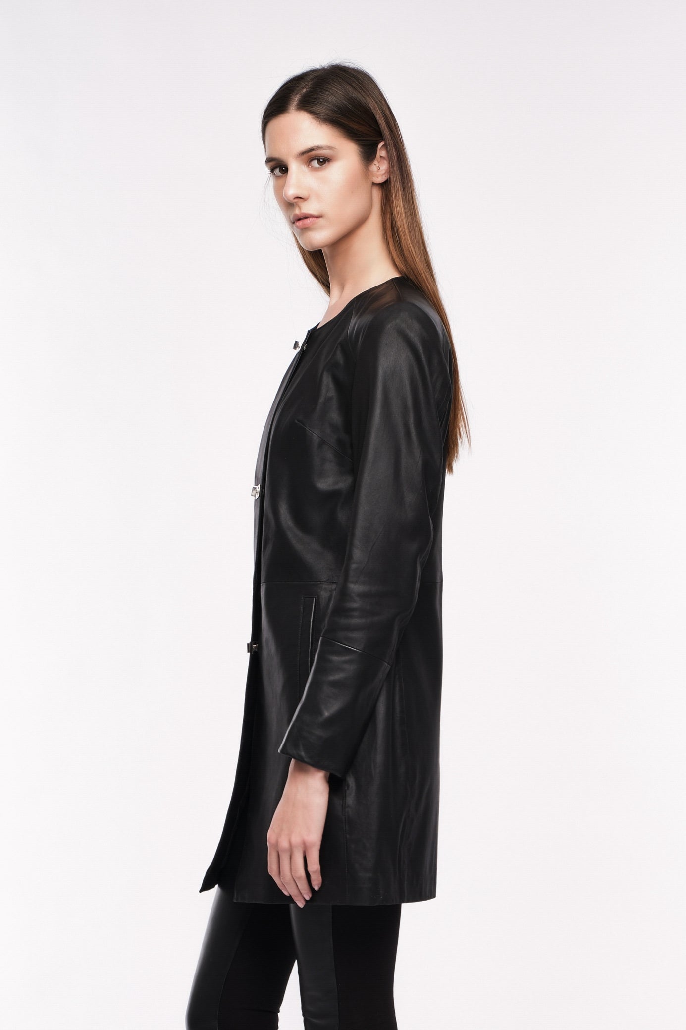 Veste femme 3/4 chèvre IOLANDA PLUM de chez Giorgio & Mario de profil manches longues