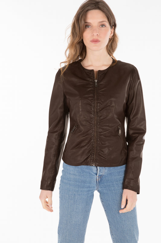 Blouson agneau Evika prêt du corps couleur chocolat